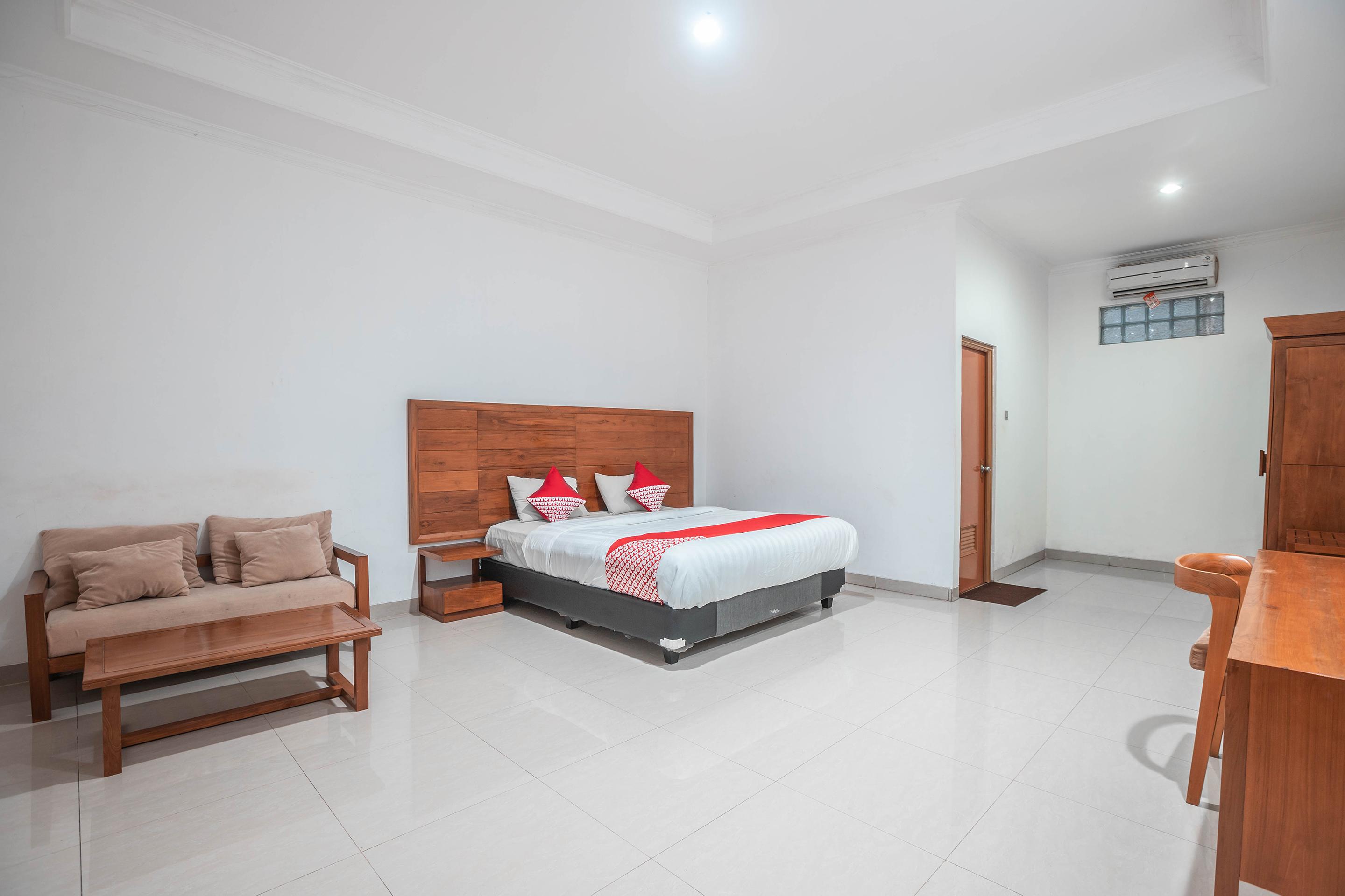 Super Oyo 686 Bunga Karang Hotel Bekasi Exteriér fotografie