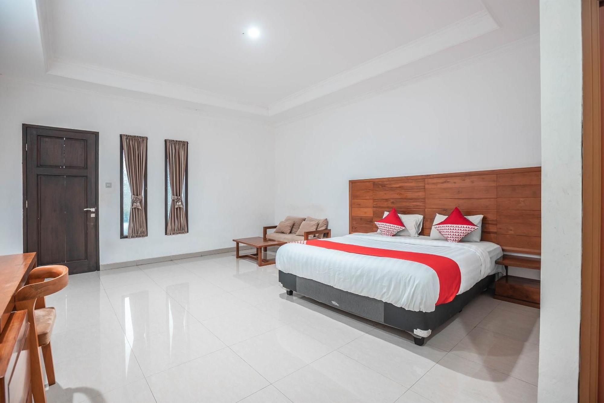 Super Oyo 686 Bunga Karang Hotel Bekasi Exteriér fotografie