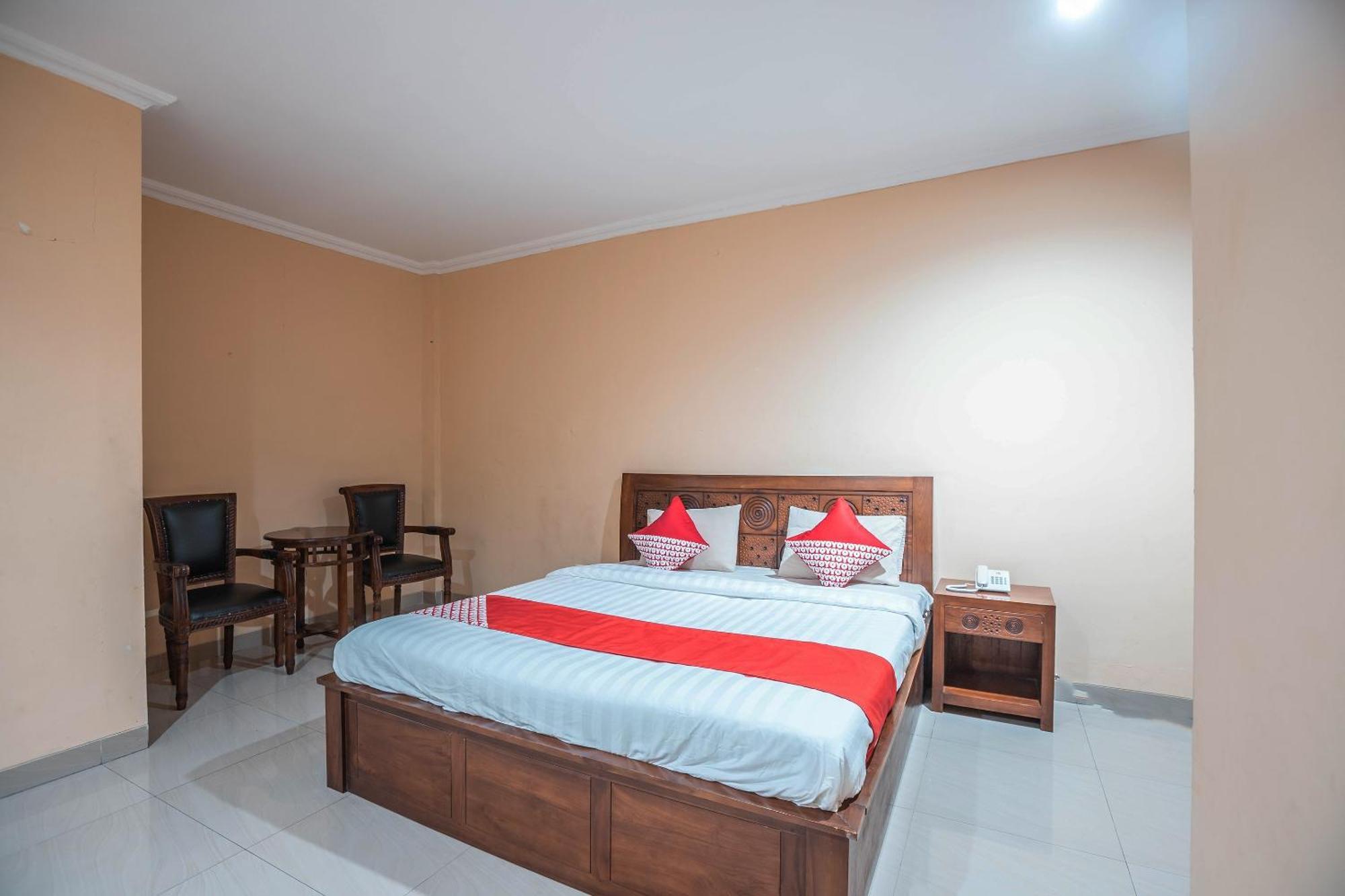 Super Oyo 686 Bunga Karang Hotel Bekasi Exteriér fotografie