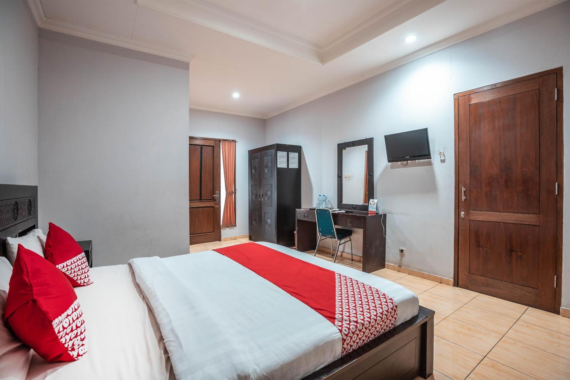 Super Oyo 686 Bunga Karang Hotel Bekasi Exteriér fotografie
